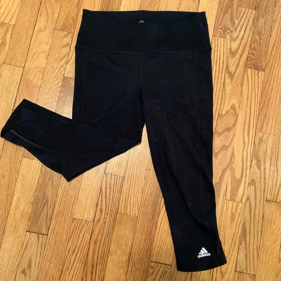 ADIDAS Cropped Knit Texture Black Leggings - Picture 1 of 4